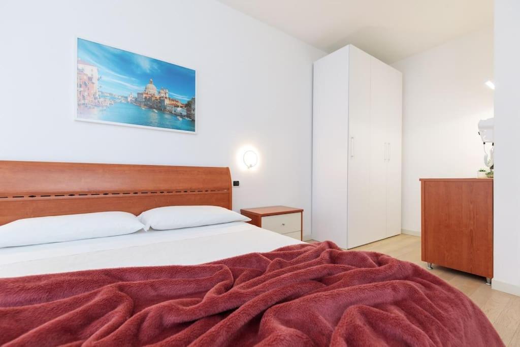 Apartment 10 Min From Venice Free Garage Lovely Flat *